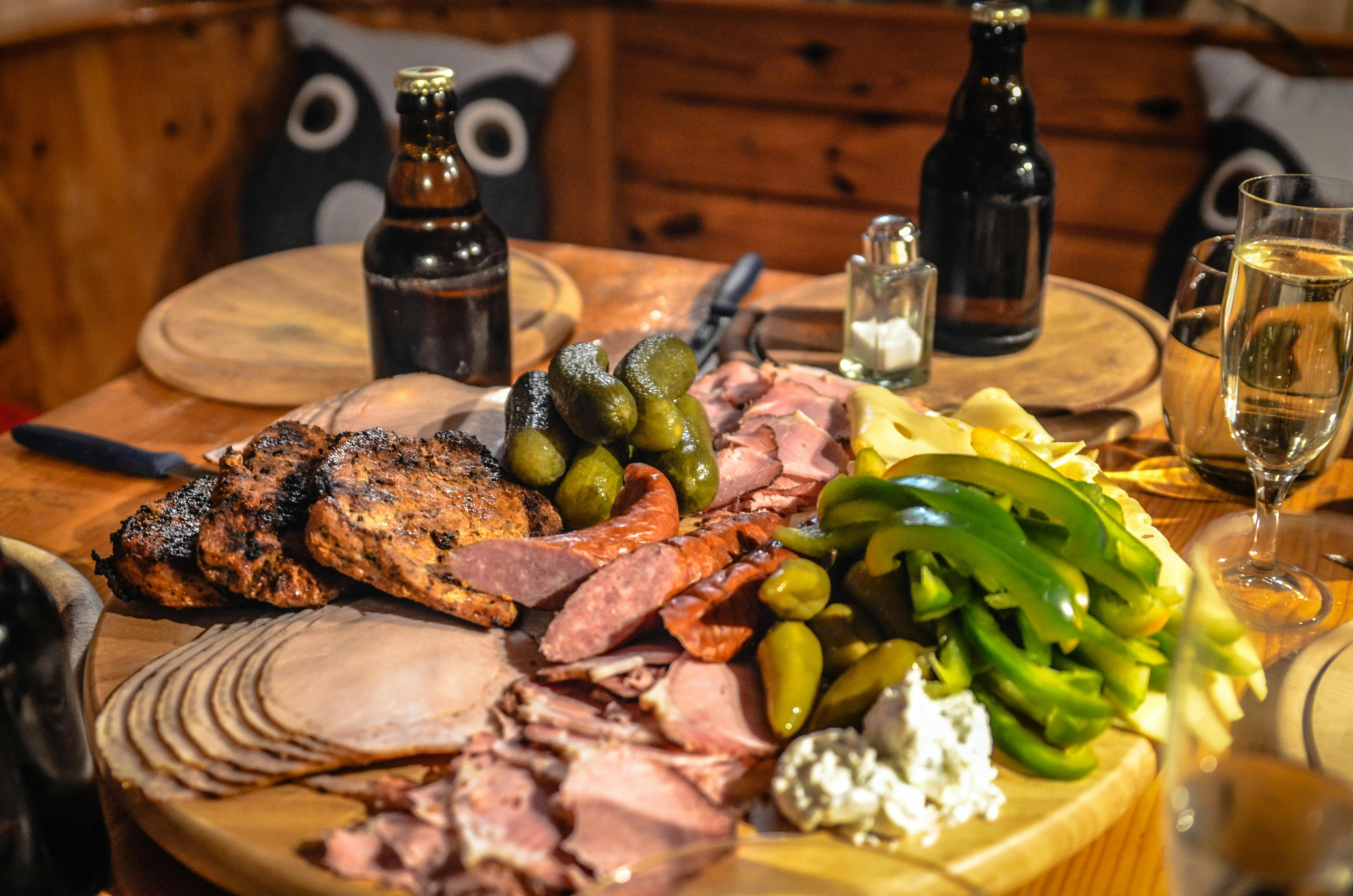 Geschnittenes Fleisch Und Gemüse