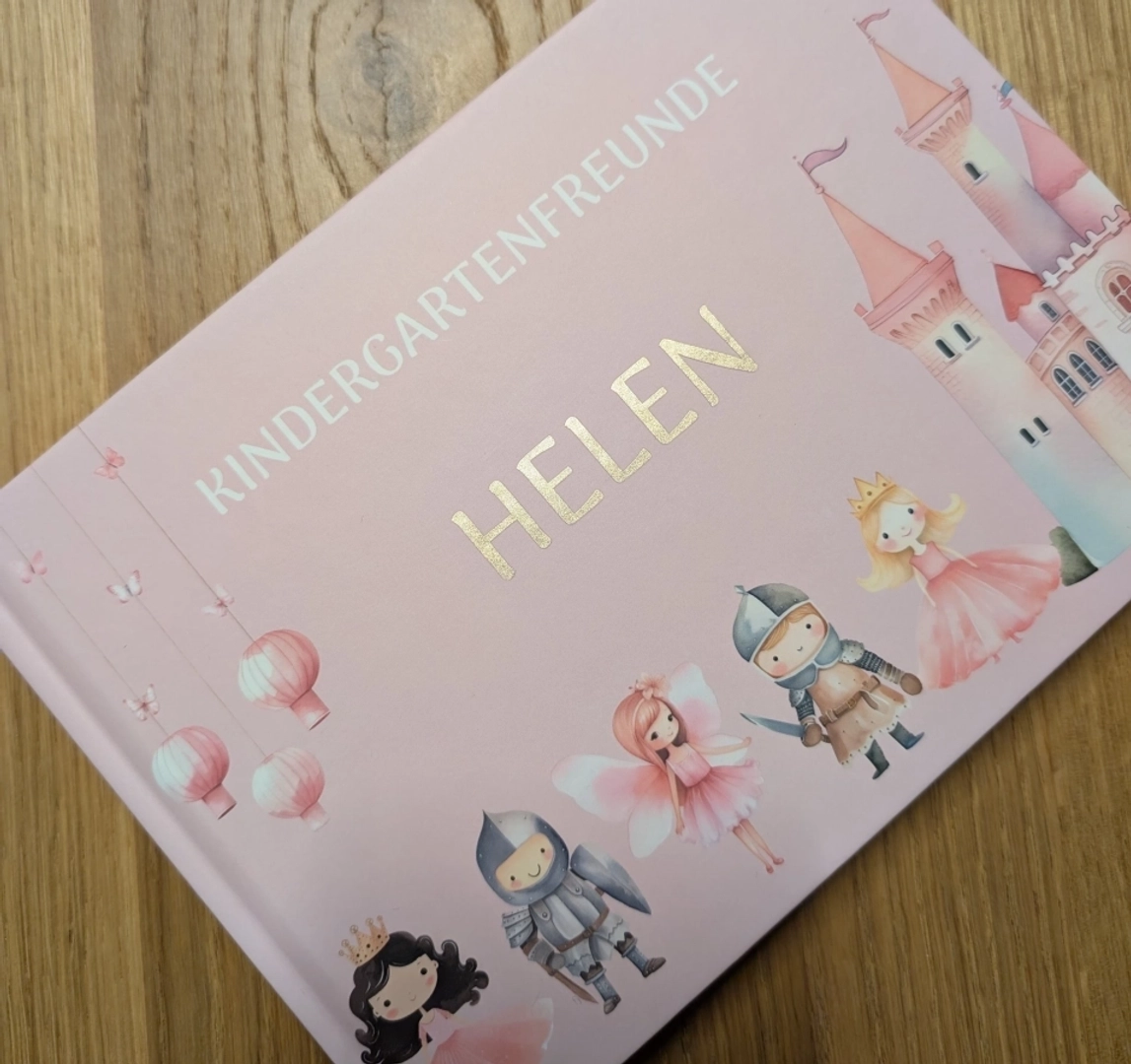 Kindergarten Freundebuch Sasbola Design, für 30 Kinder und 20 Erwachsene zum Eintragen und Bilder einkleben.