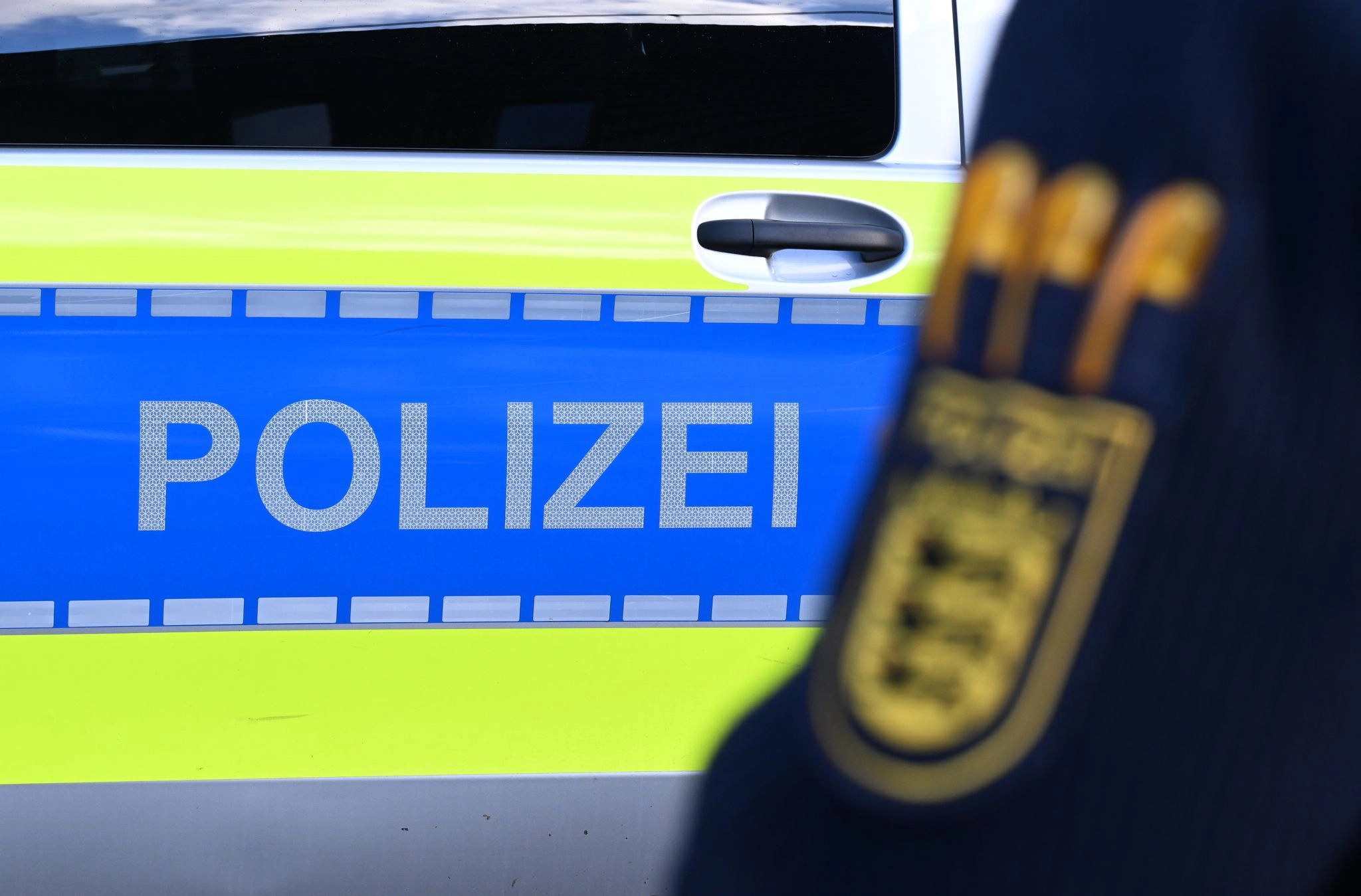 Serienweise soll ein Senior in Wangen Autos beschädigt haben. (Symbolbild)