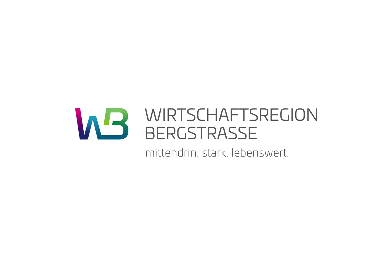 Farbiges WB-Logo links und der Schriftzug 'WIRTSCHAFTSREGION BERGSTRASSE' mit dem Slogan 'mittendrin. stark. lebenswert.' auf weißem Hintergrund.